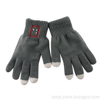 Bluetooth gloves with usb chargeable cable